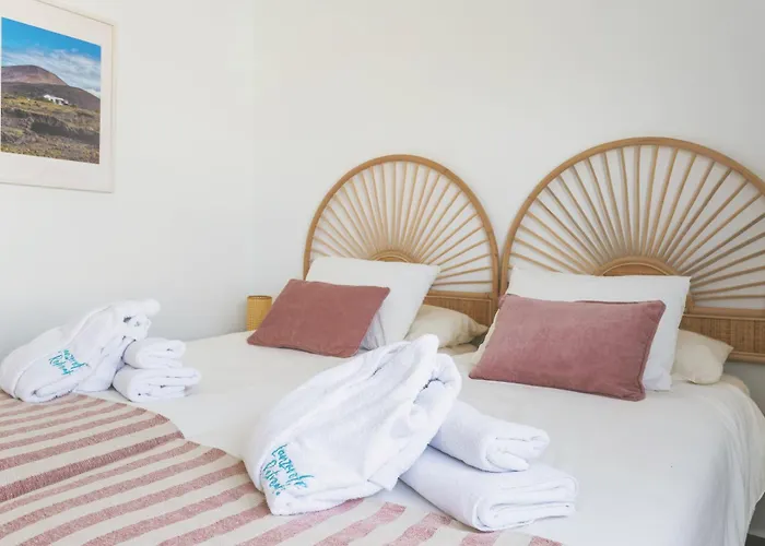 Casita San Juan, Near Beach, Surf, Kite, Hike Famara