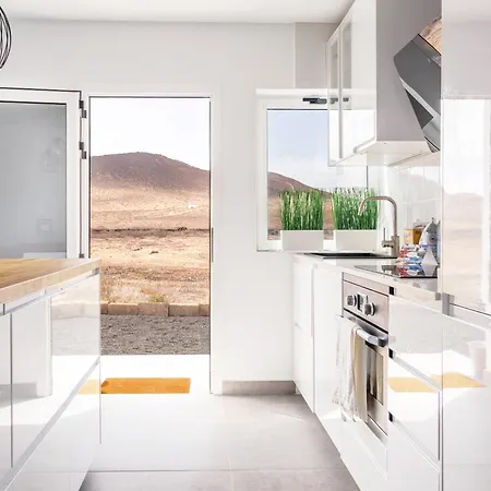 Casita San Juan, Near Beach, Surf, Kite, Hike 度假居 *