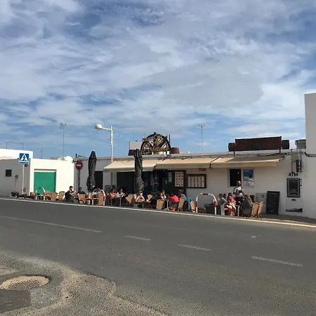 Casita San Juan, Near Beach, Surf, Kite, Hike Famara